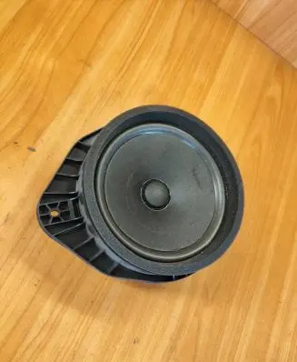 Opel Insignia A Front door high frequency speaker