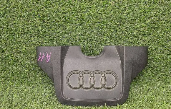 Audi Q7 4L Engine cover (trim) 06E103926N