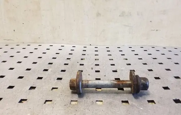 Volvo XC60 Rear suspension camber bolt 