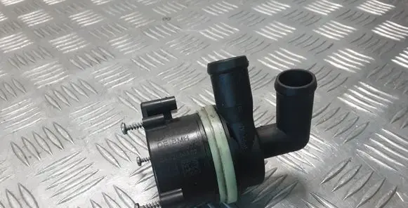 Volkswagen PASSAT B7 Electric auxiliary coolant/water pump 5N0965561A