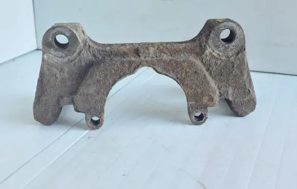 Audi A6 S6 C6 4F Front Brake Caliper Pad/Carrier 