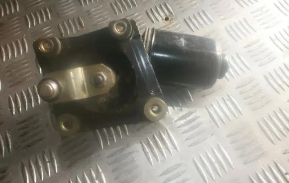 Nissan Almera Wiper motor