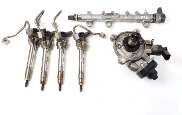 BMW X3 F25 Fuel injection system set 8511626