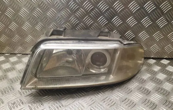Audi A4 S4 B5 8D Headlight/headlamp 8D0941003AK 89300371