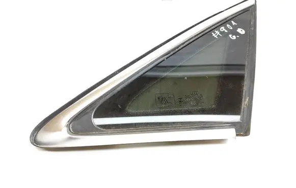 Audi A3 S3 8V Rear side window 8V5845300M