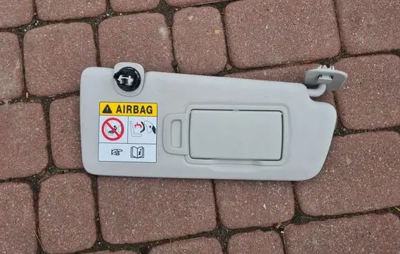 Renault Captur II Sun visor
