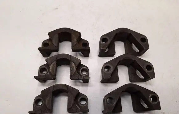 BMW 5 E60 E61 Fuel Injector clamp holder 7792722 13537792722