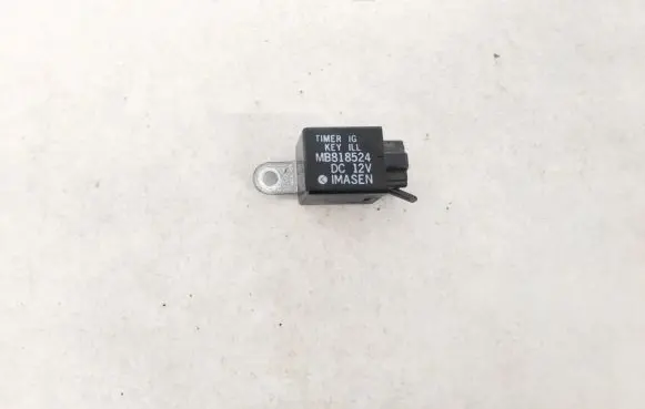 Mitsubishi Pajero Other relay MB818524 8g02