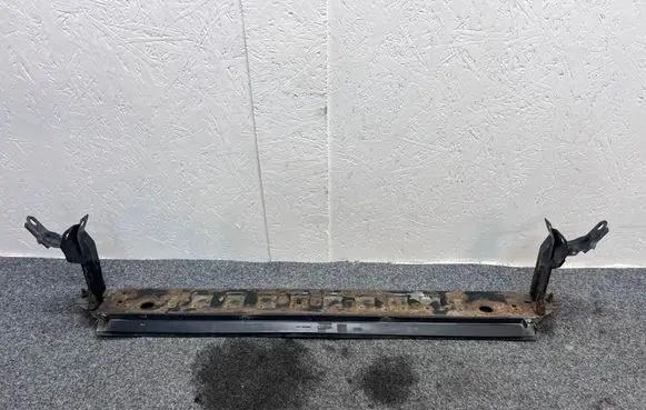 Volvo XC60 Bottom radiator support slam panel 31265124