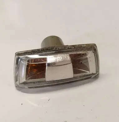 Chevrolet Cruze Front fender indicator light 13252456