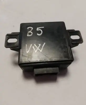 Volkswagen PASSAT B5 Light module LCM 4B0907357 130400 5LA00784500