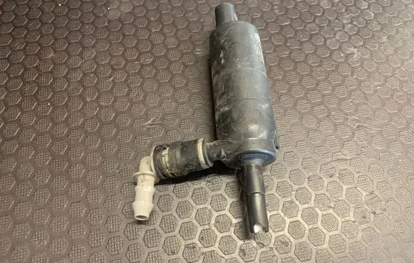 BMW 7 F01 F02 F03 F04 Headlight washer pump 7217792 3323525 13264011