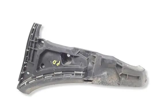 Volvo XC90 Front bumper mounting bracket 30698129