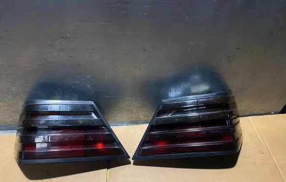 Mercedes-Benz E W124 Rear/tail lights set 