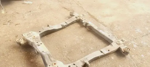 Opel Astra J Front subframe 13327070 367973422 6954001