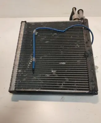 Toyota Avensis T250 Heater blower radiator 07E01896