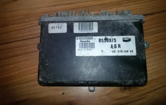 Peugeot 605 ABS control unit/module b550975 9607918680
