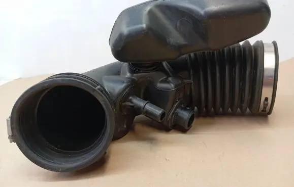 Ford Mustang VI Turbo air intake inlet pipe/hose FR3C9F805CE