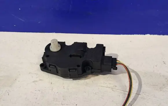 Volvo V60 A/C air flow flap actuator/motor 31497549 06112015