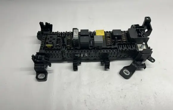 Mercedes-Benz CLA C117 X117 W117 Fuse box set A2465402714