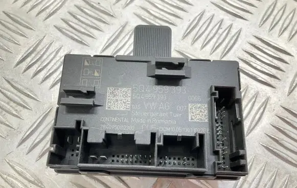 Skoda Octavia Mk3 (5E) Door control unit/module 5Q4959393