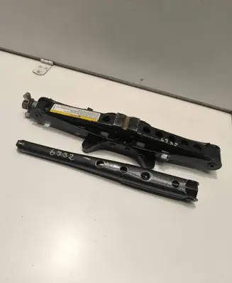 Chrysler Sebring (JS) Lift Jack 04766160AA 86364D