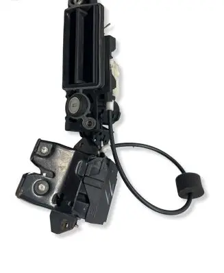 Mercedes-Benz E W211 Loading door lock A1717500085 A2037500693