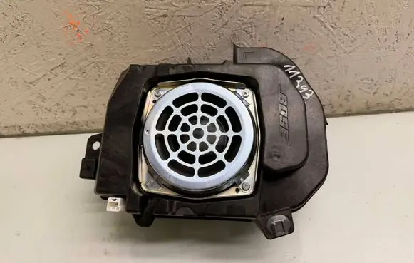 Mazda CX-30 Subwoofer speaker BDJD6696Y