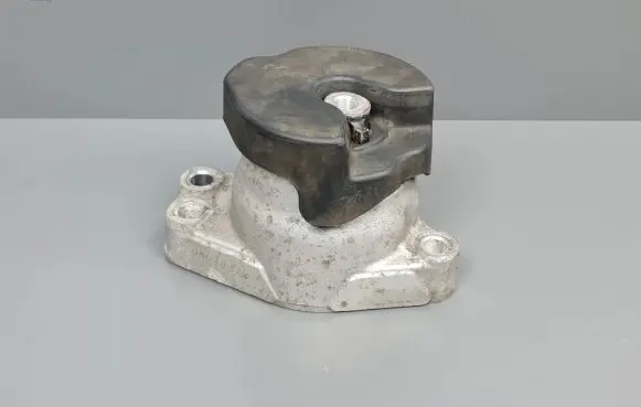 Honda Accord Engine mount bracket 22TL0