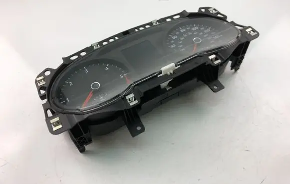 Volkswagen Polo V 6R Speedometer (instrument cluster) 5G0920950A