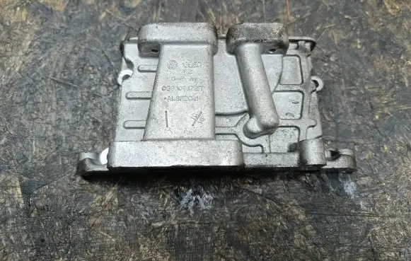 Audi A6 S6 C7 4G other engine part 059109122T