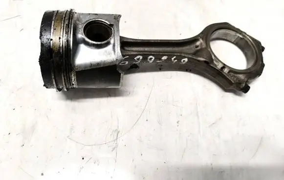Piston with connecting rod