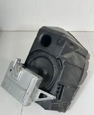 Tesla Model 3 Tailgate/trunk control unit/module 109785500F