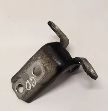 Toyota Avensis T270 Rear door lower hinge