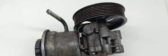Toyota Avensis T250 Power steering pump 8944851010