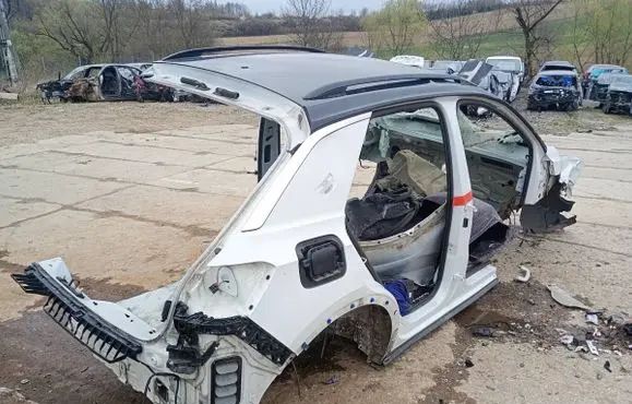 Volkswagen T-Roc Front quarter panel 