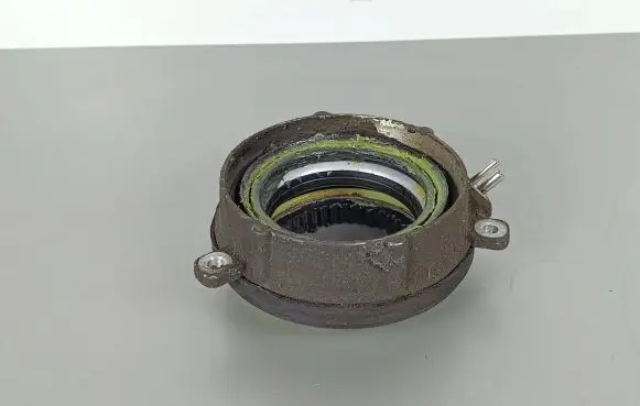 SsangYong Rexton Hub lock 