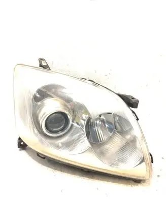 Toyota Avensis T250 Headlight/headlamp