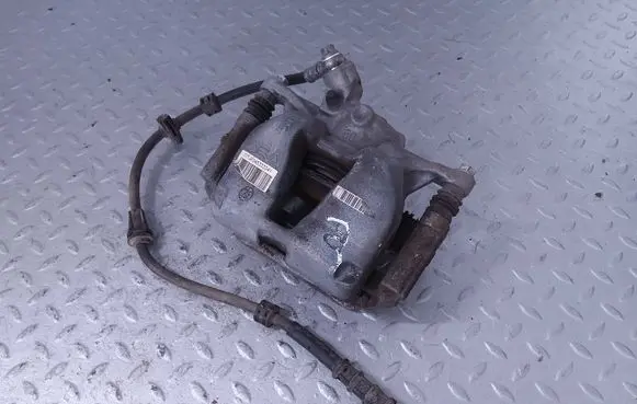 Toyota ProAce City Front brake caliper SU001B4132