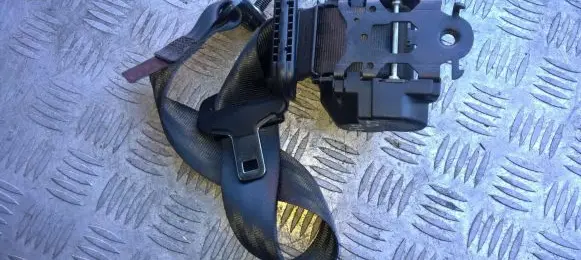 Citroen C2 Rear seatbelt