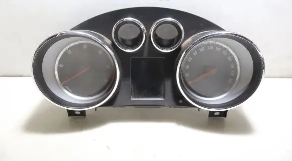 Opel Insignia A Clock 