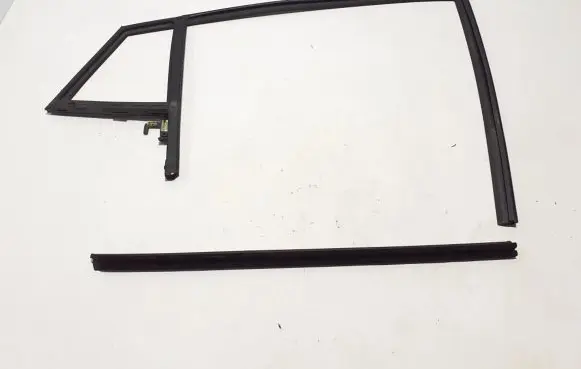 Hyundai Ioniq Rubber seal rear door 83541-G2000