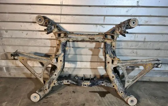 Audi Q7 4L Rear subframe 7L0500041
