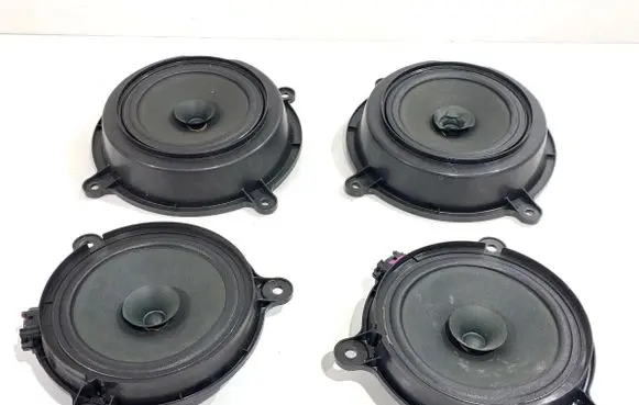Mazda 3 II Audio system kit BHP166960BHN966960