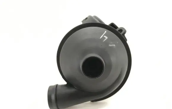 BMW 5 E60 E61 Breather/breather pipe/hose 7501566