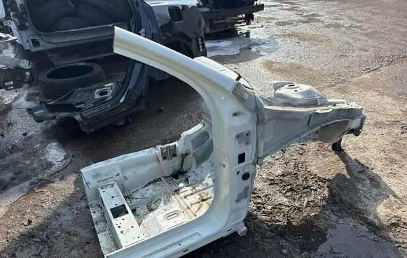 Volvo S60 Front quarter panel 30754979 31395868 31276355