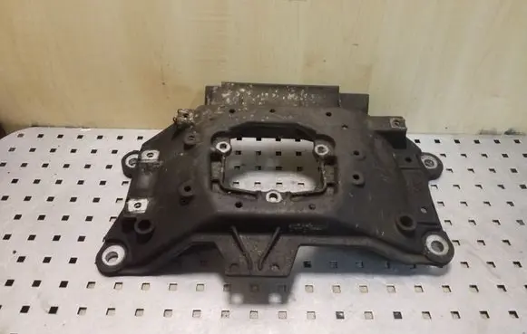 Audi A6 S6 C7 4G Gearbox mounting bracket 8K0399263