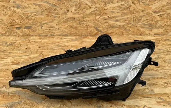 Volvo S60 Headlight/headlamp