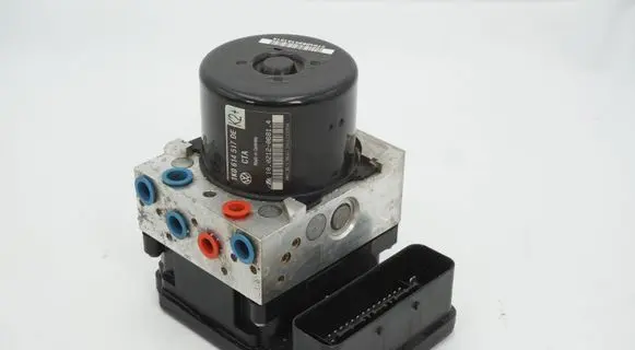 Volkswagen Golf VI ABS Pump 1K0614517DE 1K0907379BJ