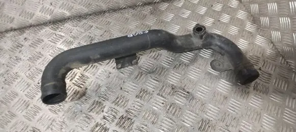 Volkswagen PASSAT B5 Intercooler hose/pipe 8D0145840M